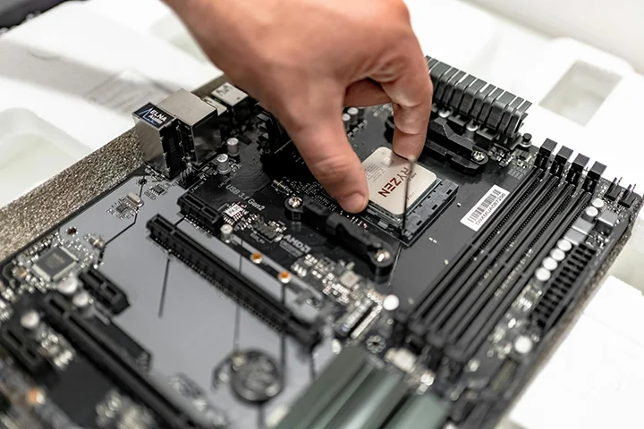 Instalación y configuración de computadoras